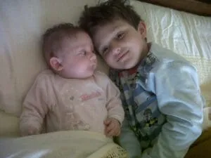 Eugenio e Francesca vicini nel lettone