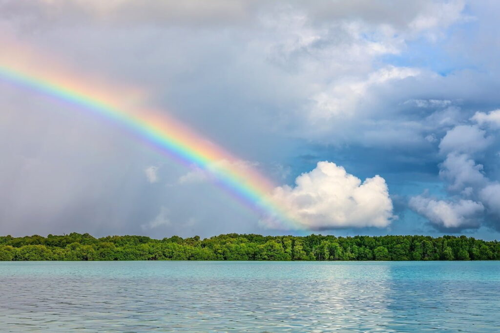 arcobaleno sul mare