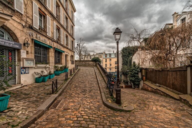 Parigi, montmartre, marciapiede