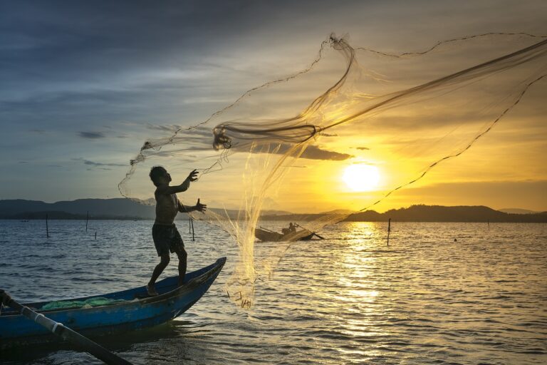 pescatore al tramonto