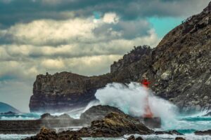 coast, rough sea, lighthouse, mare in burrasca