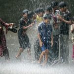 rain, children, joy, bambini giocano sotto la pioggia