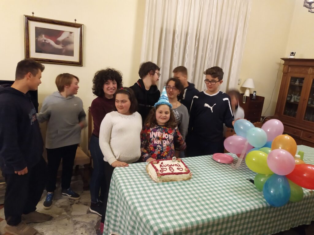 accadde oggi 12 novembre,mamma e figlia,una bella bimba,piena di gioia,serena nell&#039;amore