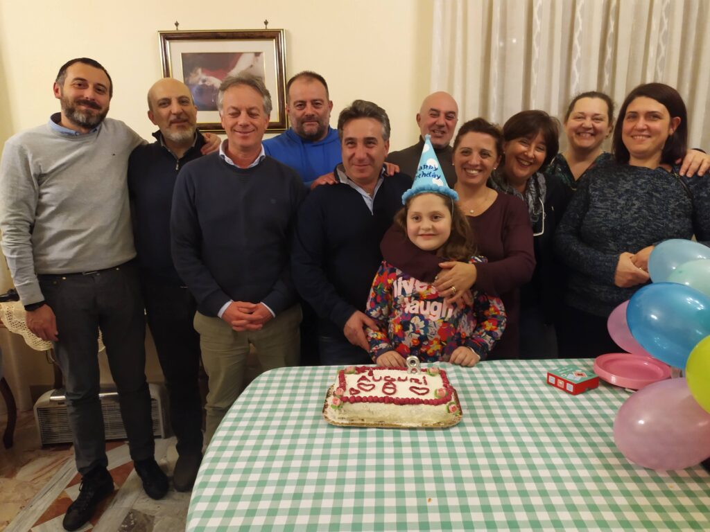 accadde oggi 12 novembre,mamma e figlia,una bella bimba,piena di gioia,serena nell&#039;amore