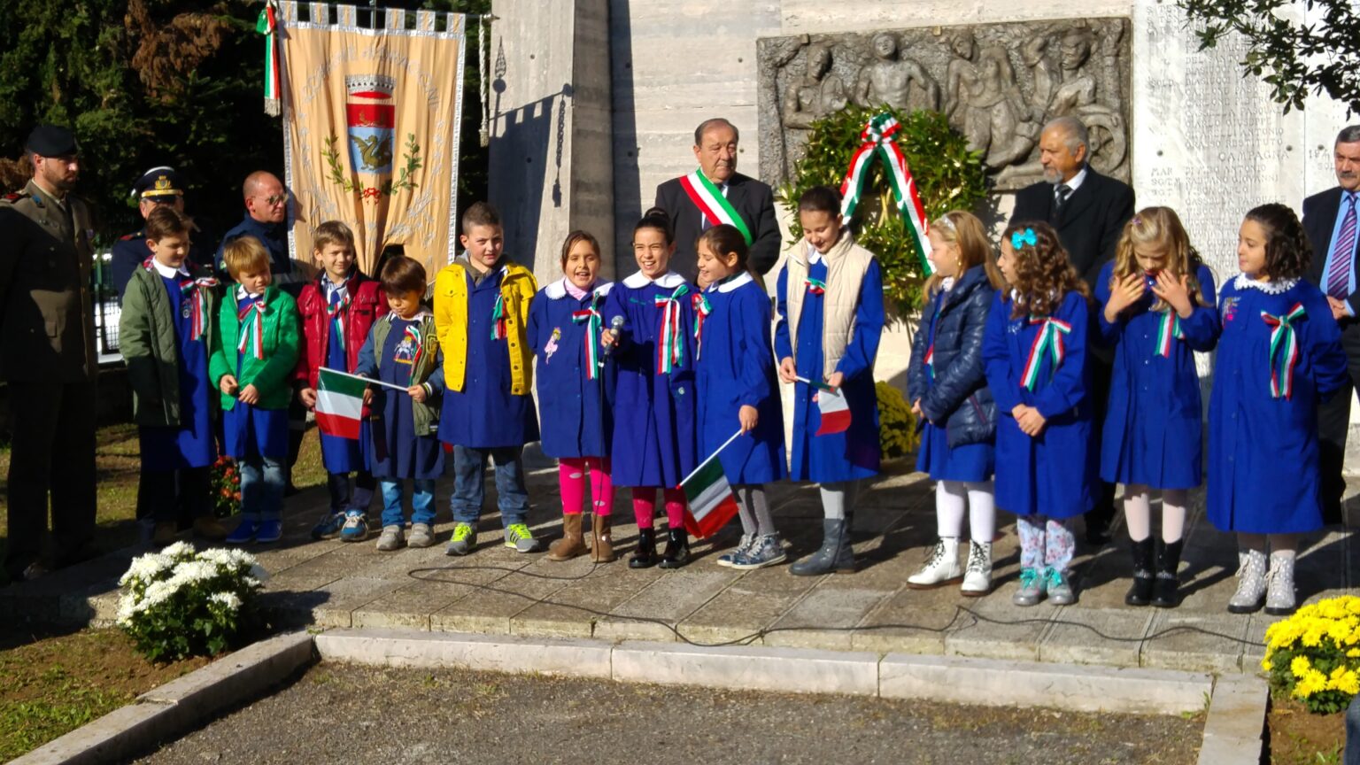 accadde oggi 8 novembre,la famiglia del sorriso