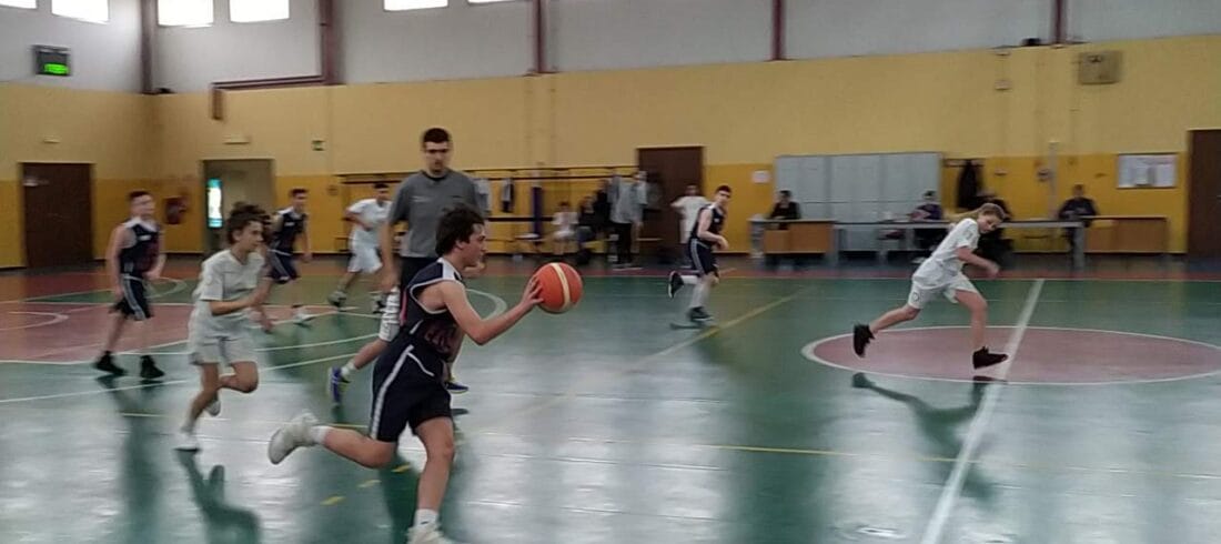 Eugenio vola nel basket a canestro- 26/5/19